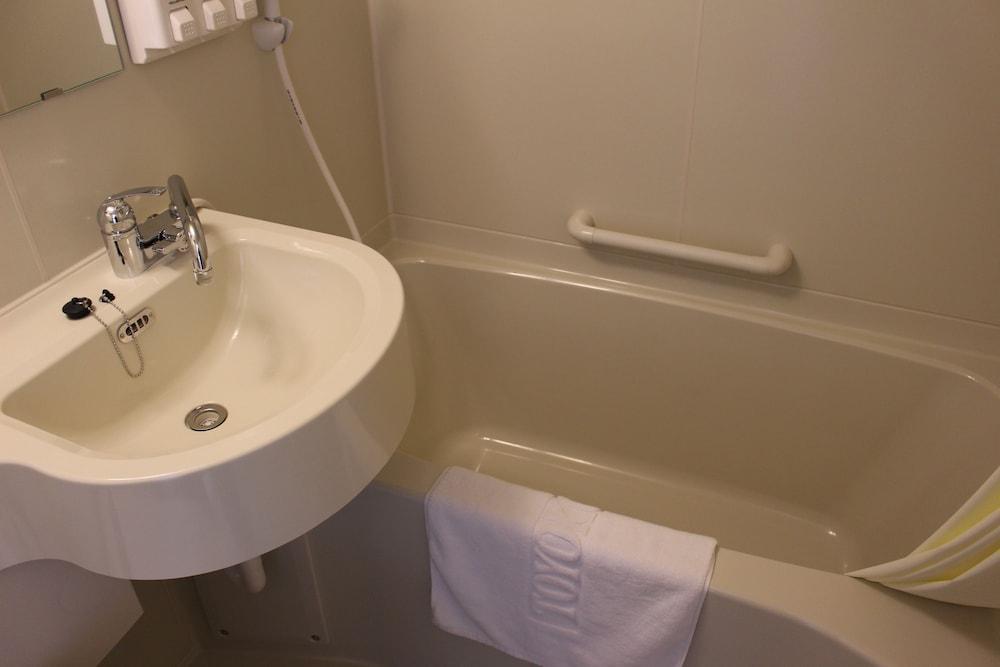 Toyoko Inn Okayama Eki Nishi Guchi Hiroba Kültér fotó