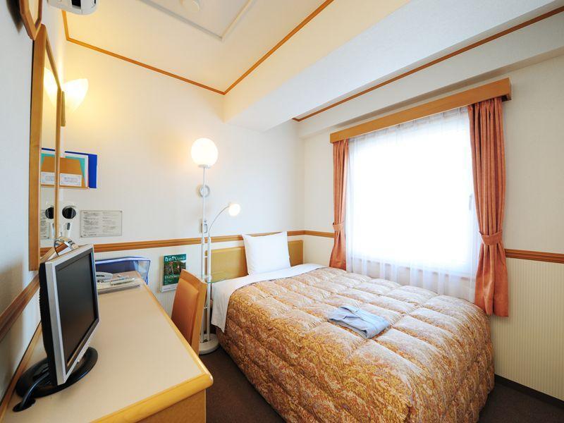 Toyoko Inn Okayama Eki Nishi Guchi Hiroba Kültér fotó